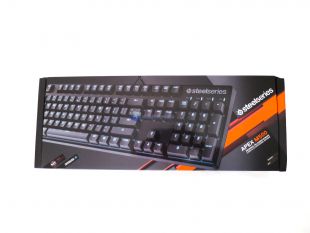 SteelSeries-Apex-M500-1